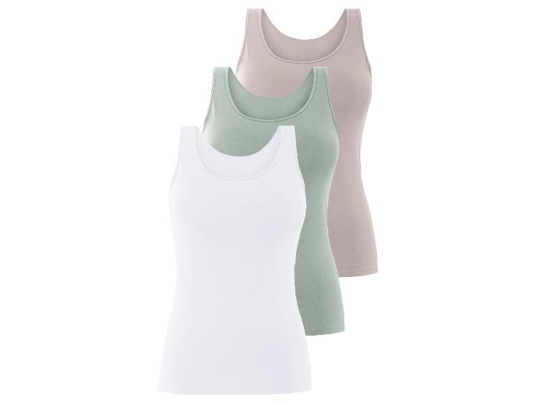 Trois débardeurs basiques en blanc, vert clair et beige.