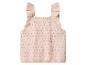 Haut bébé en tricot rose clair avec épaules à volants et motif ajouré.