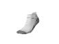 Chaussette de sport blanche courte avec détails gris.