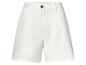 Short blanc pour femme.