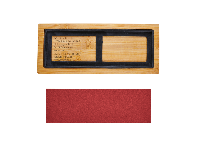 Plateau en bambou OWIM avec deux inserts noirs.