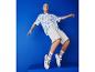 T-shirt Lidl, shorts et baskets : look décontracté.