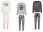 Trois pyjamas avec Mickey Mouse, Minnie Mouse et Bambi.