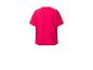 Un t-shirt rose à manches courtes.