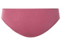 Une culotte en coton rose.