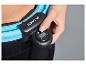 Un anneau de fitness bleu avec une minuterie numérique intégrée de Crivit.