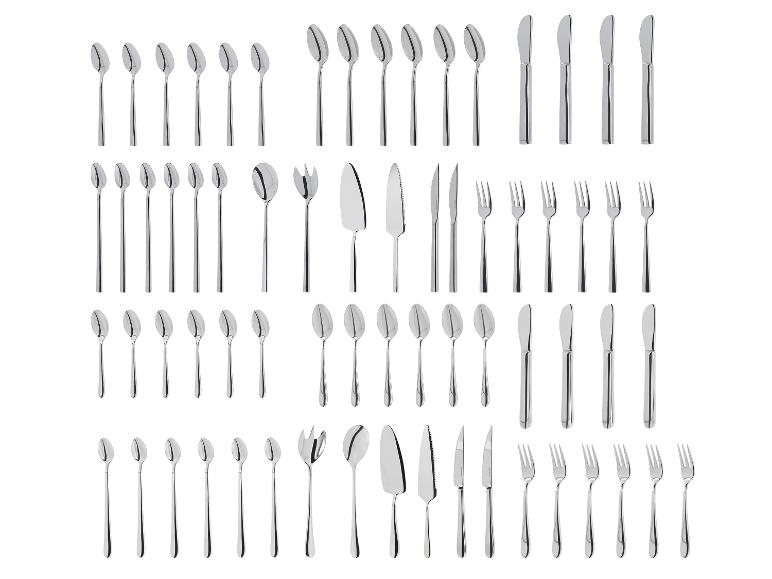 Ensemble de couverts en acier inoxydable, comprenant cuillères, fourchettes et couteaux.