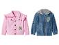 Vestes en jean pour enfants : une rose avec des volants et une bleue à capuche.