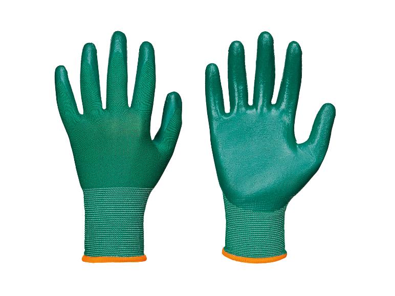 Deux gants de jardinage verts avec des poignets orange, l'un paume vers l'avant et l'autre dos vers l'avant.