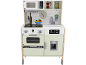 Cuisine de jeu en bois avec micro-ondes, plaque de cuisson, four, évier et réfrigérateur avec distributeur de glaçons.