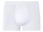 Sous-vêtements blancs, boxers en coton.