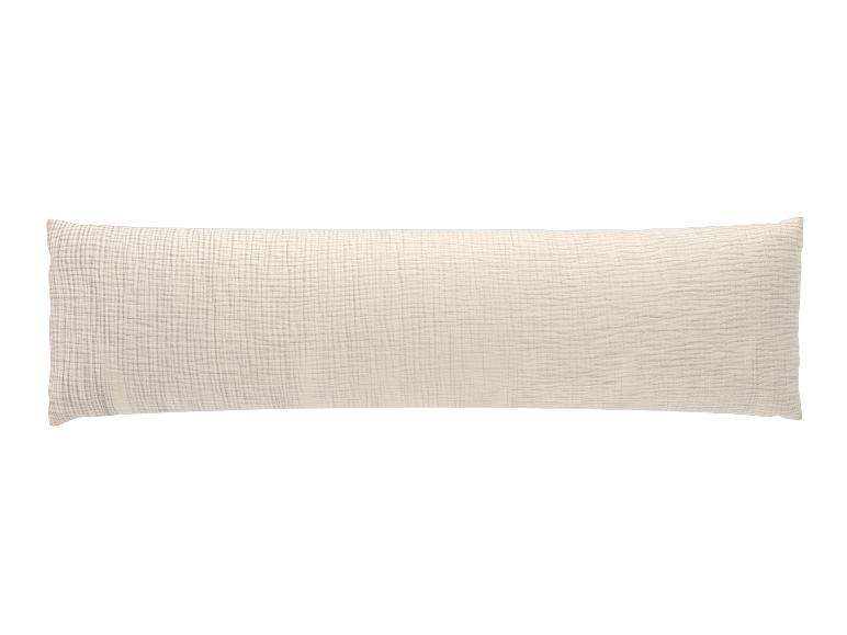 Long oreiller de corps beige clair avec une texture froissée.