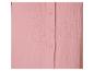 Chemise rose en tissu mousseline, détail de boutons.