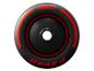 Pneu Pirelli P Zero de Formule 1 avec bande rouge et logo.
