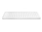 Un matelas blanc avec un motif capitonné.