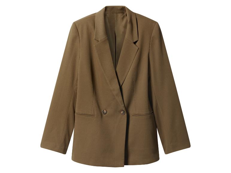 Un blazer croisé marron olive avec revers crantés et poches à rabat.