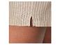 Shorts rayés beige et rose pâle, détail de la texture du tissu.
