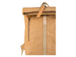 Un sac à dos en cuir marron avec une fermeture éclair
