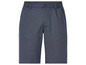 Short bleu foncé avec taille élastique.