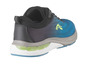 Des chaussures de course bleues et noires avec un logo vert.