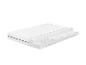Un matelas en mousse avec une couche de latex et des ressorts ensachés.