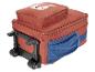 Valise de voyage enfant à roulettes marron-rougeâtre avec motif renard et poches bleues.