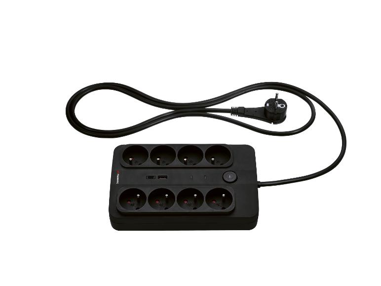 Multiprise noire avec huit prises et ports USB, avec fiche et câble enroulé.