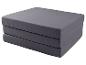Matelas pliant gris à trois sections