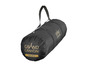 Une tente Grand Canyon Tahuta 5 noire dans un sac de transport.