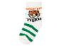 Des chaussettes blanches avec des rayures vertes et un motif de tigre.