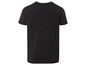 Un t-shirt noir à manches courtes