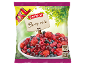 Sachet de mélange de fruits rouges surgelés avec fraises, framboises, myrtilles et cerises, indiquant 1 kg et temps de préparation.