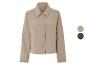 Veste beige avec boutons et poches.