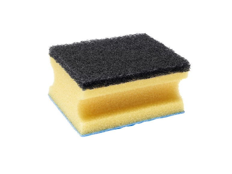 Une éponge à vaisselle jaune et noire