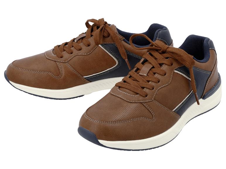 Paire de baskets homme marron et bleu marine à semelles blanches