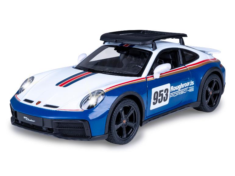 Modèle Porsche 911 Dakar avec coffre de toit.