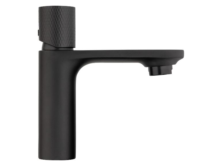 Robinet de lavabo noir moderne.