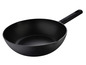 Une poêle wok noire avec une poignée noire.