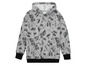 Un sweat-shirt gris avec un imprimé de skateboards et de graffitis.