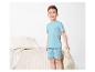 Pyjama garçon, t-shirt et short bleu clair à imprimés palmiers.