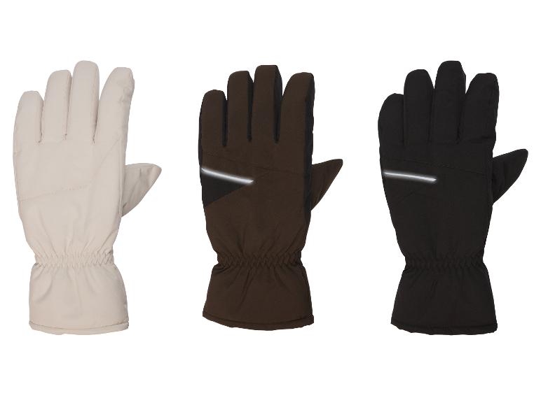 Trois paires de gants de ski en beige, marron et noir.