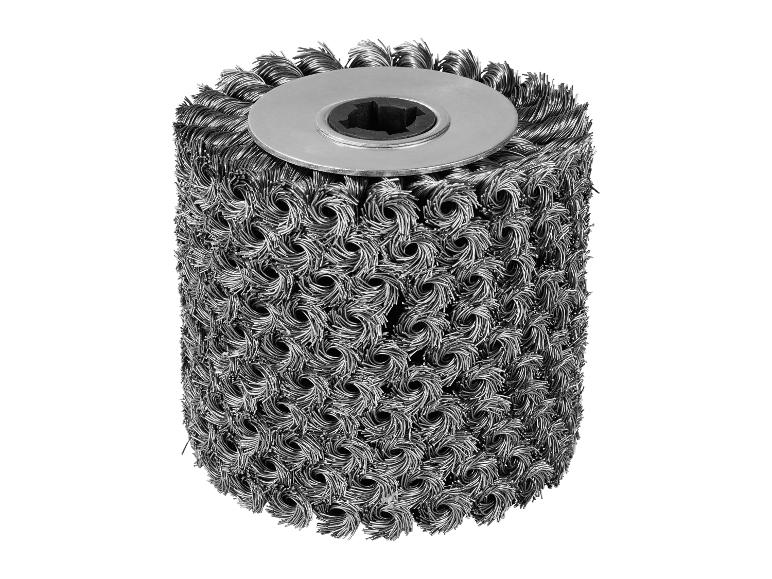 Brosse métallique cylindrique pour ponceuse, idéale pour le décapage et le nettoyage.