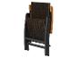 Chaise de jardin pliante en rotin synthétique marron et cadre noir.