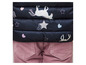 Un gilet bleu marine avec un motif de licorne, d'étoiles et de cœurs