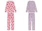 Deux ensembles de pyjamas, un avec des cœurs et un avec des étoiles.