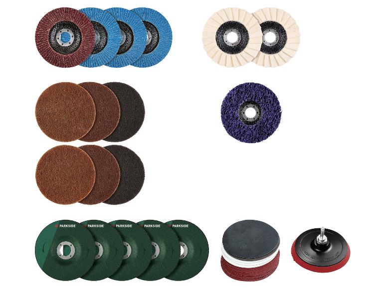 Ensemble de disques de ponçage et de polissage de différentes couleurs et tailles, avec support.