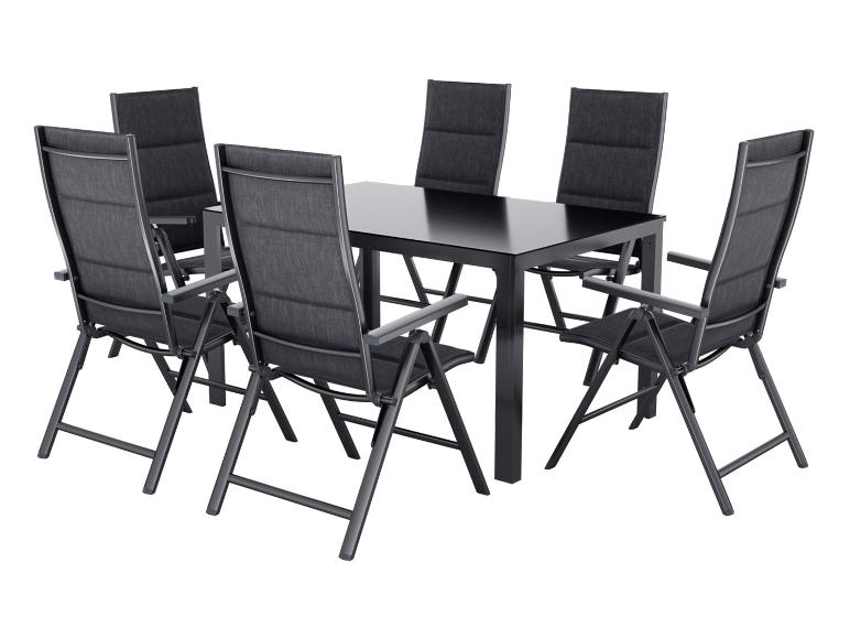Ensemble de mobilier de jardin: table noire et six chaises pliantes en tissu.