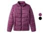 Veste matelassée violette avec fermeture éclair et col montant.