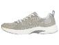 Une paire de baskets grises et blanches avec une empeigne en mesh.