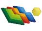 Blocs de construction colorés et un hexagone.